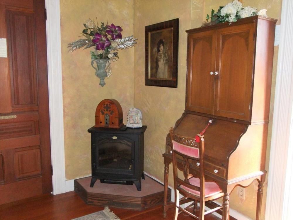 Robin's Nest Bed&Breakfast San Andreas Zimmer foto