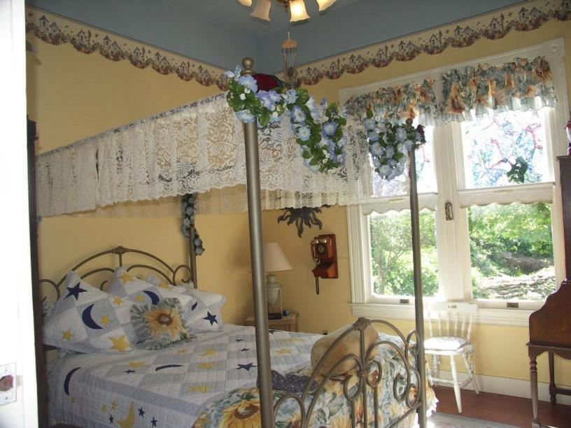 Robin's Nest Bed&Breakfast San Andreas Zimmer foto